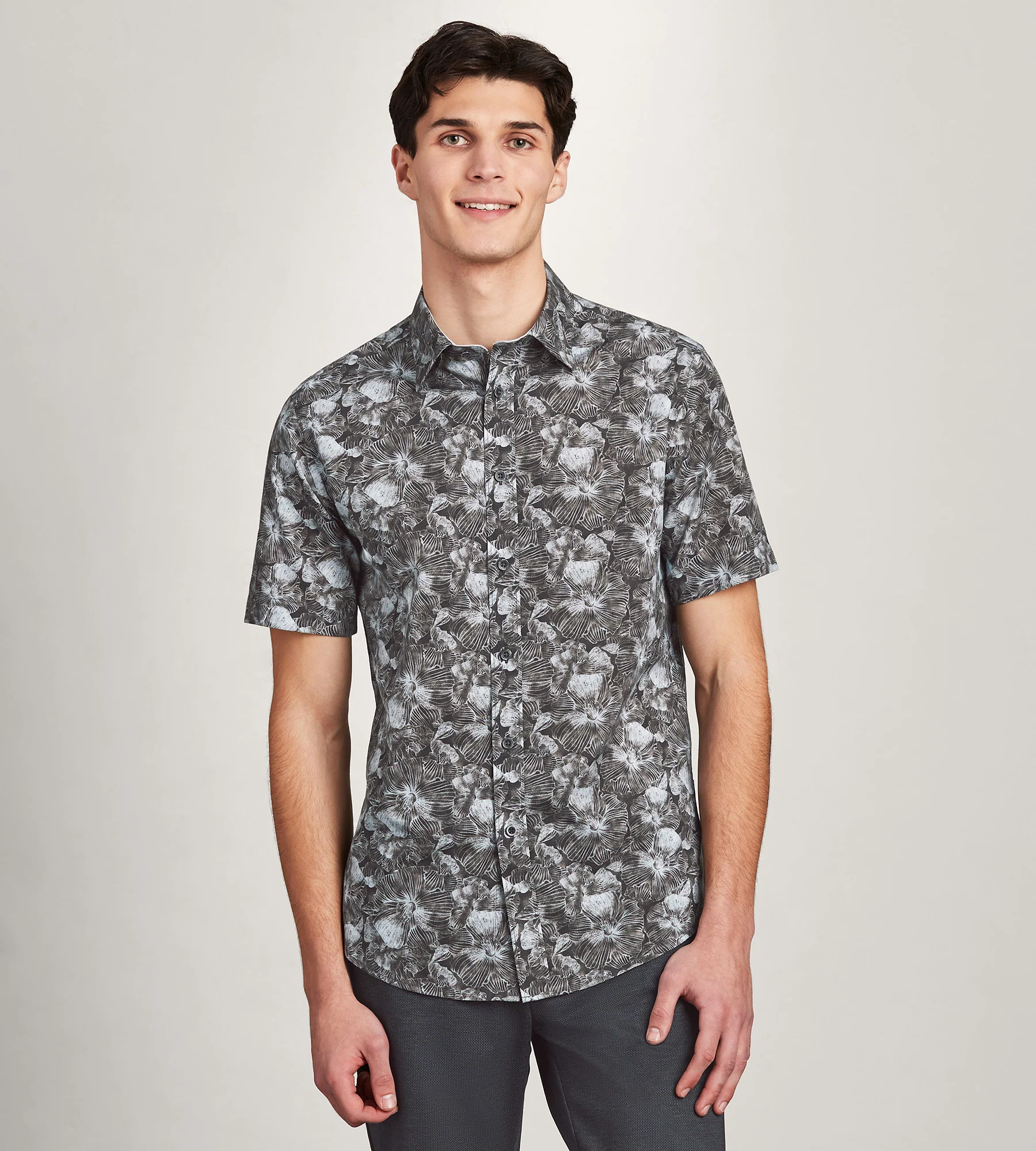 Modern Fit Short Sleeve Linen Like Floral Pattern Casual Shirt