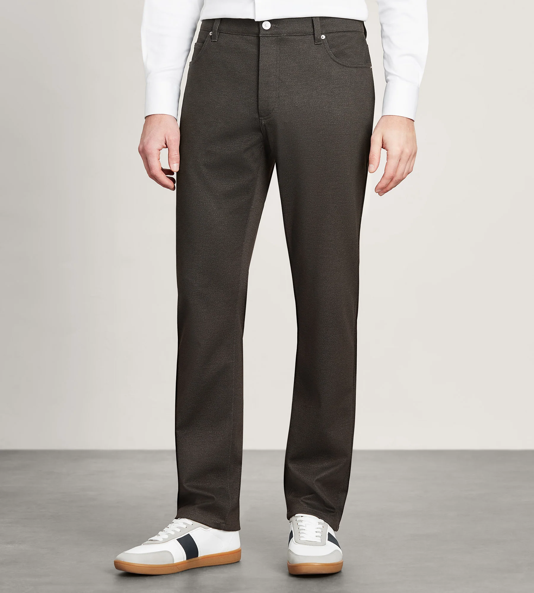Modern Fit Five-Pocket 360° Stretch Knit Casual Pants