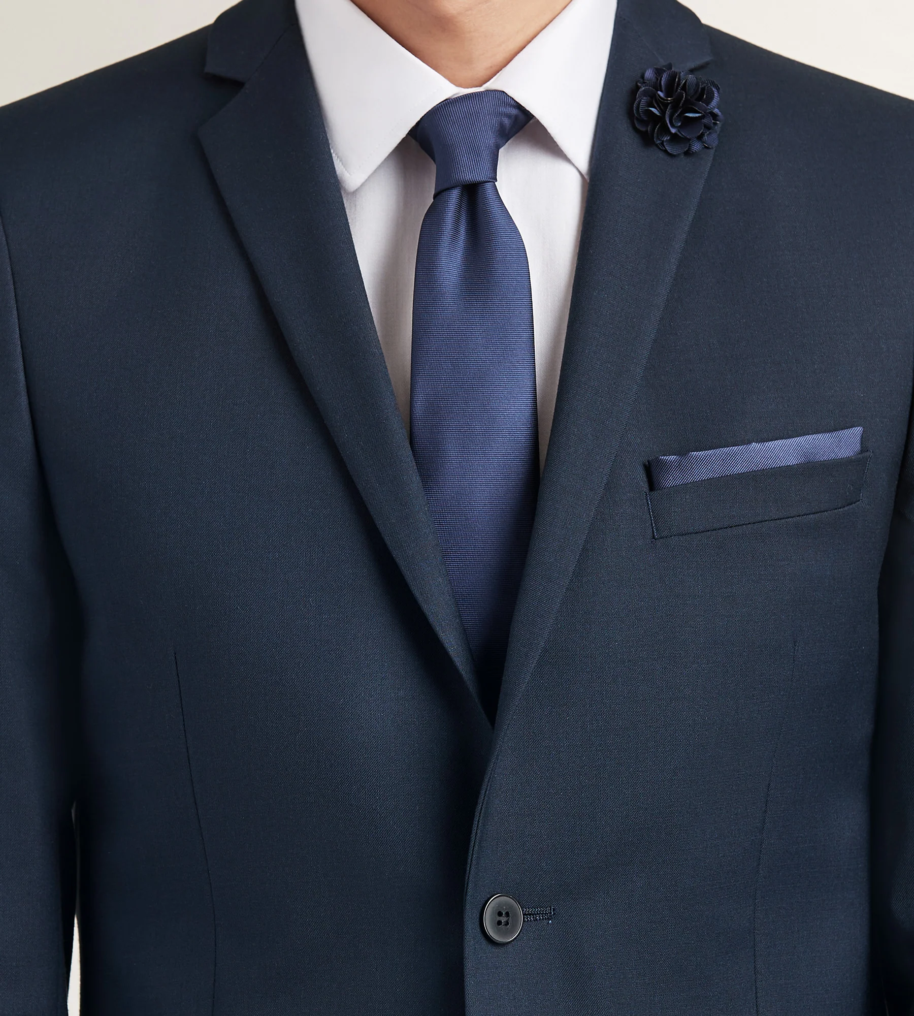 Modern Fit Solid Suit